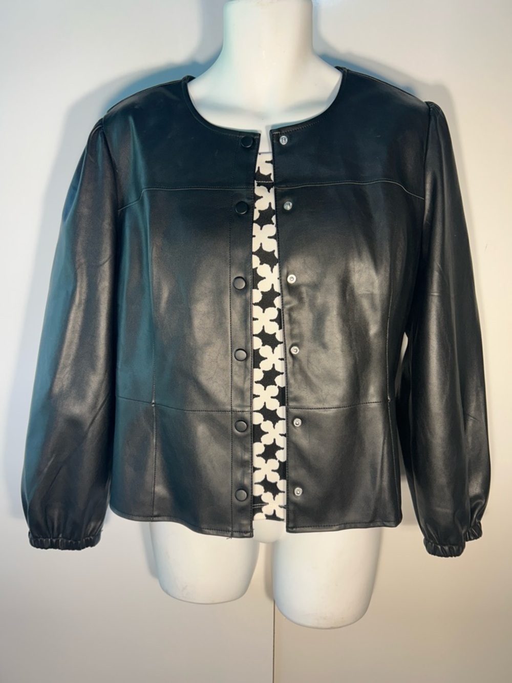 Chico's SZ 2 (XL) Black Vegan Leather Jacket Modern Minimalist Chic Goth Moto